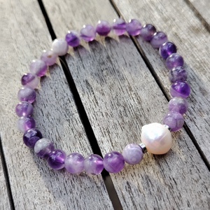 Ásványgyöngy karkötő édesvízi gyönggyel - ékszer - karkötő - gyöngyös karkötő - Meska.hu Ásványgyöngy karkötő édesvízi gyönggyel - ékszer - karkötő - gyöngyös karkötő - Meska.hu