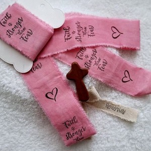 Kézzel festett és bélyegzett, tépett, pamutszalag, Bibliai, igés, felirattal- antik erős rózsaszín-0, , , MESKA