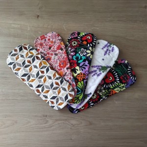 5db 18cm mosható tisztasági betét meglepetés mintával, , , 5 darabos 18cm mosható tisztasági betét csomag. Ezt a csomagot meglepetés mintával küldöm. A kép cs..., MESKA