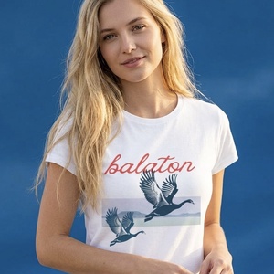 Balaton látkép hattyúkkal fehér pamut póló - Meska.hu