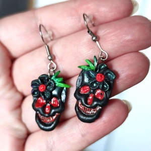 Éjféli Virágkoponya - fülbevaló Halloweenre - ékszer - fülbevaló - lógó fülbevaló - Meska.hu