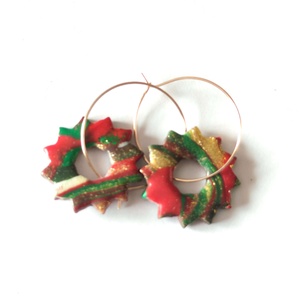 Karácsonyi Koszorú fülbevaló - ékszer - fülbevaló - lógó fülbevaló - Meska.hu