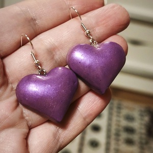 Lila Szívdobbanás fülbevaló - ékszer - fülbevaló - lógó fülbevaló - Meska.hu