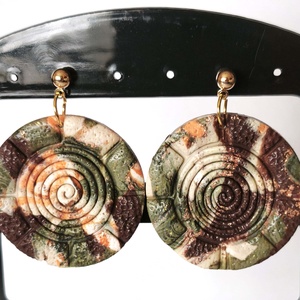 Földszív Spirál fülbevaló - ékszer - fülbevaló - lógó fülbevaló - Meska.hu