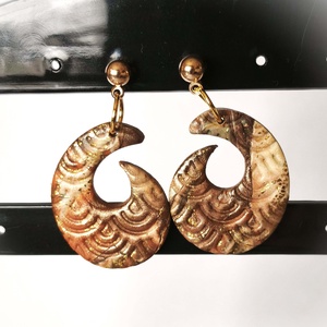 Aranyhullám Sugallat fülbevaló - ékszer - fülbevaló - lógó fülbevaló - Meska.hu