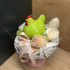 Csibés, dísz tojásos asztaldísz fonott kosárkában - otthon & életmód - dekoráció - ajtó- és ablak dekoráció - ajtódísz & kopogtató - Meska.hu