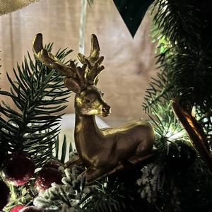 Szarvasos, LED-es téli, adventi kopogtat, ajtódísz - karácsony - karácsonyi lakásdekoráció - karácsonyi ajtódíszek - Meska.hu