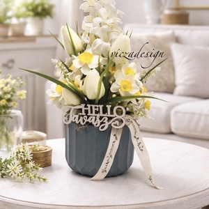 Tulipános, tavaszi asztaldísz pasztell zöld kaspóban, Otthon & Életmód, Dekoráció, Asztal és polc dekoráció, Asztaldísz, Virágkötés, MESKA