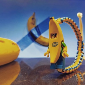 Banana Joe - ékszer - karkötő - karkötő medállal - Meska.hu