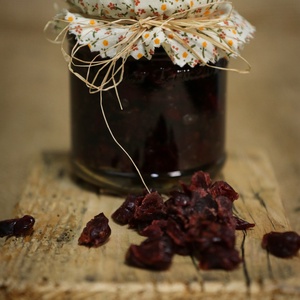 Vörös áfonyás méz - Meska.hu