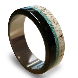 Titán gyűrű, Ébenfa - agancs és türkiz ásvány berakással -  - Meska.hu