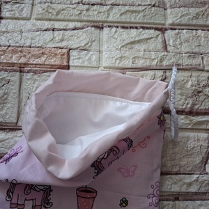 Unikornisos uzsonnás tasak - táska & tok - uzsonna- & ebéd tartó - szendvics csomagoló - Meska.hu Unikornisos uzsonnás tasak - táska & tok - uzsonna- & ebéd tartó - szendvics csomagoló - Meska.hu