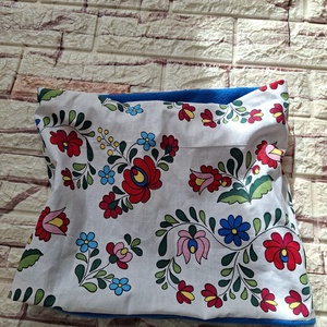 Kalocsai mintás női csősál - Meska.hu