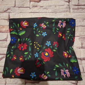 Kalocsai mintás női csősál, Ruha & Divat, Sál, Sapka, Kendő, Sál, Varrás, MESKA