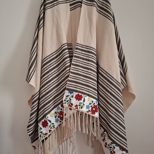 Kalocsai mintás poncsó, Ruha & Divat, Női ruha, Poncsó, Varrás, MESKA