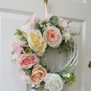 Tavaszi virágos kopogtató, Otthon & Életmód, Dekoráció, Ajtó- és ablak dekoráció, Ajtódísz & Kopogtató, Virágkötés, MESKA