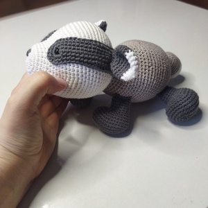 Horgolt borz, 25 cm  - játék & sport - plüssállat & játékfigura - más figura - Meska.hu