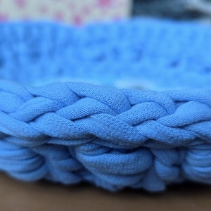 Faalapra horgolt édességtartó - otthon & életmód - konyhafelszerelés, tálalás - konyhai dekoráció - konyhai dísz - Meska.hu