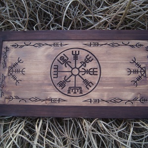 Vegvísir falikép keretezve  északi iránytű motívum fenyőfából (59x29 cm) - otthon & életmód - dekoráció - fali és függő dekoráció - falra akasztható dekor - Meska.hu