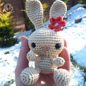 Horgolt kisnyuszi - amigurumi ülő nyuszi - játék & sport - plüssállat & játékfigura - nyuszi - Meska.hu