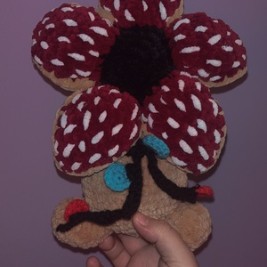 Demogorgon, Játék & Sport, Plüssállat & Játékfigura, Szörnyike, Horgolás, Varrás, MESKA