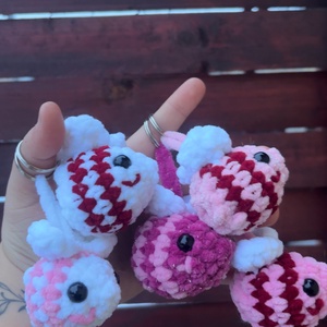 Valentin méhecske kulcstartók, Játék & Sport, Plüssállat & Játékfigura, Méhecske, Horgolás, MESKA