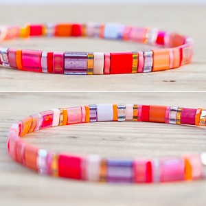 Selymes üveggyöngy karkötő - piros - ékszer - karkötő - gyöngyös karkötő - Meska.hu