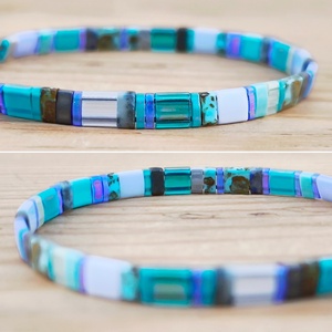 Selymes üveggyöngy karkötő - türkiz - ékszer - karkötő - gyöngyös karkötő - Meska.hu