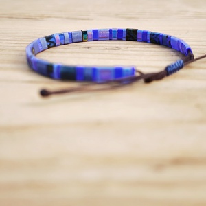 Selymes üveggyöngy karkötő - indigó - ékszer - karkötő - gyöngyös karkötő - Meska.hu Selymes üveggyöngy karkötő - indigó - ékszer - karkötő - gyöngyös karkötő - Meska.hu