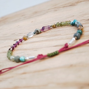 Színes ásvány karkötő - ékszer - karkötő - ásványkarkötő - Meska.hu
