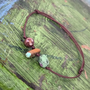 Ásvány egyszál karkötő - ékszer - karkötő - karkötő medállal - Meska.hu