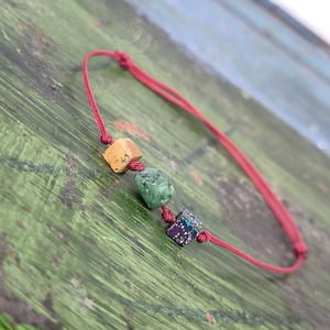 Ásvány egyszál karkötő, Ékszer, Karkötő, Karkötő medállal, Ékszerkészítés, Gyöngyfűzés, gyöngyhímzés, MESKA