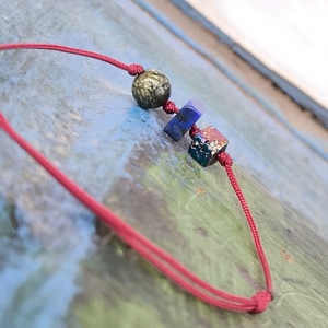 Ásvány egyszál karkötő - ékszer - karkötő - karkötő medállal - Meska.hu