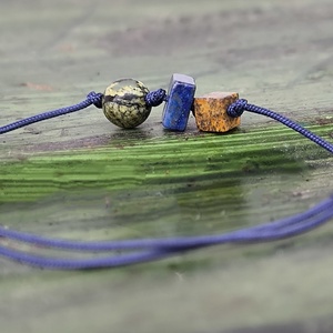 Ásvány egyszál karkötő - ékszer - karkötő - karkötő medállal - Meska.hu