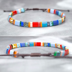 Selymes üveggyöngy karkötő - színes - ékszer - karkötő - gyöngyös karkötő - Meska.hu