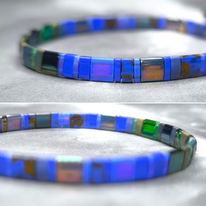 Selymes üveggyöngy karkötő - eozin - ékszer - karkötő - gyöngyös karkötő - Meska.hu