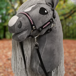 Hobby Horse  Silver kötőfékkel kantárral., Játék & Sport, Sport és kikapcsolódás, Lovaglás, Varrás, Kis gazdáját várja ez a prémium, igényes minőségű hobby horse saját tervezésű szabásmintával szürke..., Meska