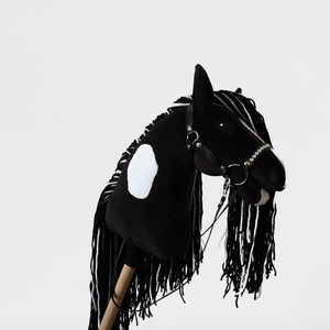 Hobby Horse Shadow kötőfékkel kantárral. - játék & sport - plüssállat & játékfigura - ló - Meska.hu