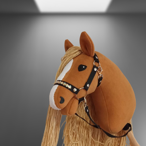 Hobby Horse Rover kötőfékkel kantárral. - játék & sport - plüssállat & játékfigura - ló - Meska.hu