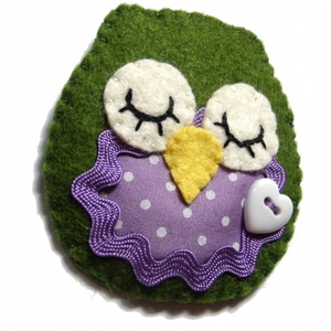 Huhu a Bagoly kitűző -lila pöttyös- -  - Meska.hu