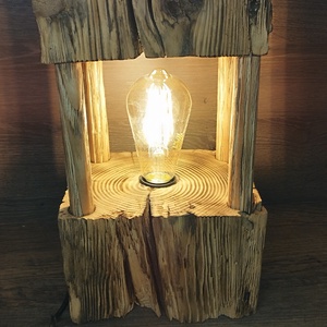 Rusztikus égetett fa asztali lámpa - egyedi kézműves gerendalámpa, Otthon & Életmód, Lámpa, Asztali lámpa, Famegmunkálás, Mindenmás, MESKA