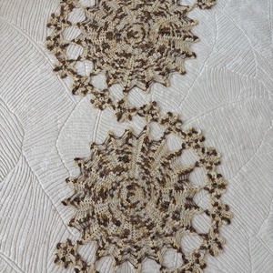 Horgolt Arany/barna színű csillogó terítő - otthon & életmód - lakástextil - abrosz, terítő - asztalközép terítő - Meska.hu