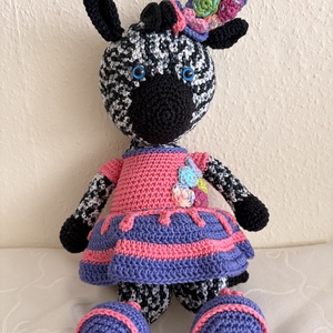 Horgolt zebralány, Játék & Sport, Plüssállat & Játékfigura, Plüss mesefigurák, Horgolás, MESKA