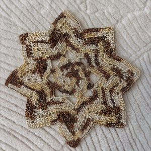 Horgolt Arany/barna színű csillogó terítő, Otthon & Életmód, Lakástextil, Abrosz, terítő, Asztalközép terítő, Horgolás, MESKA