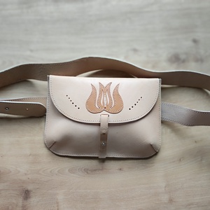 Növényi cserzésű natúr bőr kézműves női ővtáska, Táska & Tok, Övtáska, Varrás, MESKA