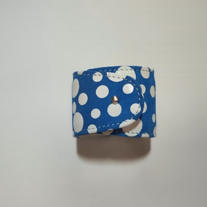 Női pöttyös bőr karkötő  - Meska.hu