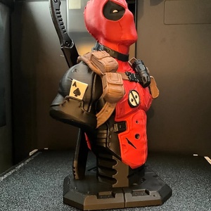Színes Deadpool 25cm magasságú szobor - művészet - szobor - Meska.hu