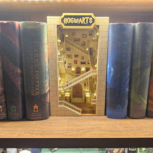 Harry Potter Könyvtámasz / Polc dekoráció - otthon & életmód - dekoráció - asztal és polc dekoráció - könyvszobor - Meska.hu