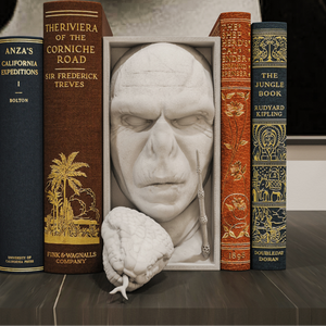 Harry Potter Voldemort könyvespolc szobor, Otthon & Életmód, Dekoráció, Asztal és polc dekoráció, Könyvszobor, , MESKA