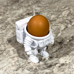 Cuki Húsvéti Tojástartó Asztronauta - élelmiszer - édesség - kézműves csokoládé - Meska.hu